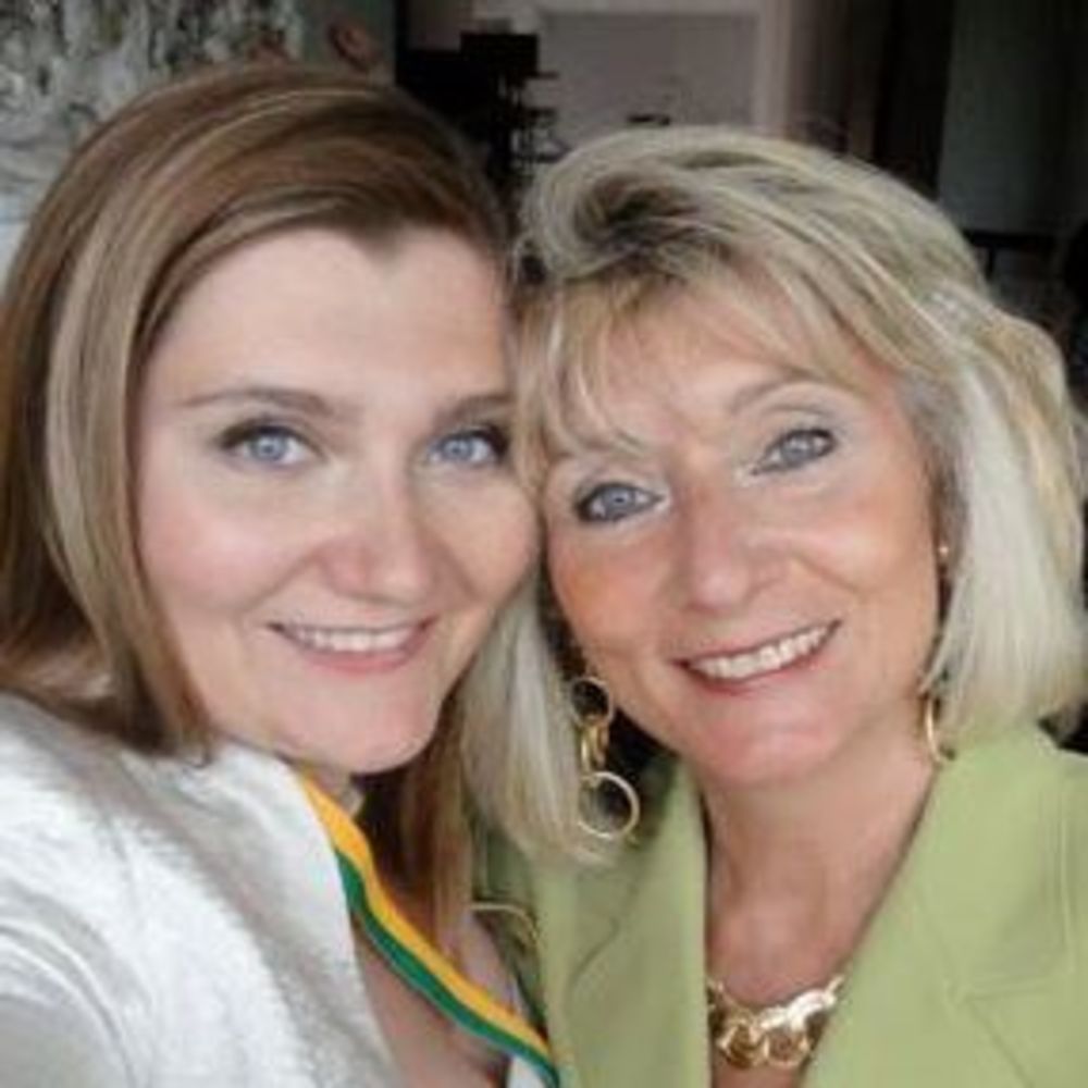 Meet your Posher, Nadine